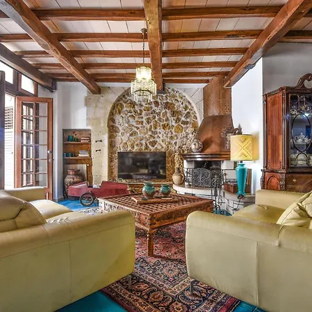 3 Bedroom Nice Apartment In Trappeto